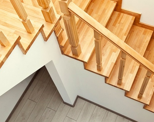 Escalier en bois