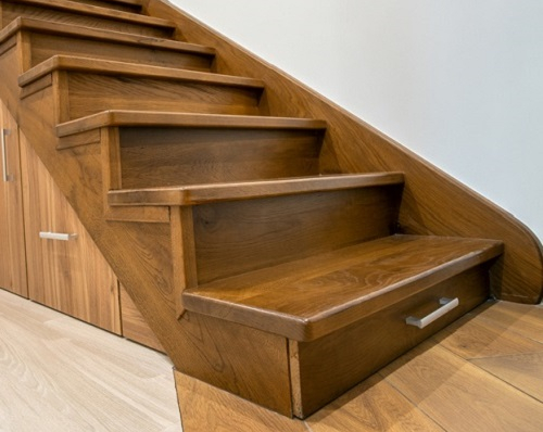 Escalier en avivé bois
