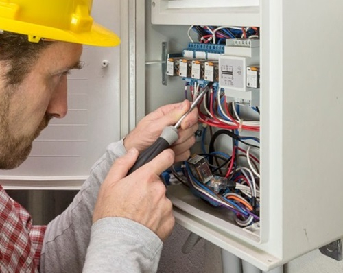 Installation d'un tableau électrique