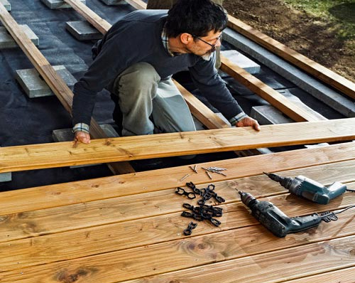 Comment choisir ses accessoires pour lames de terrasse ? Comment choisir ses accessoires pour lames de terrasse ?