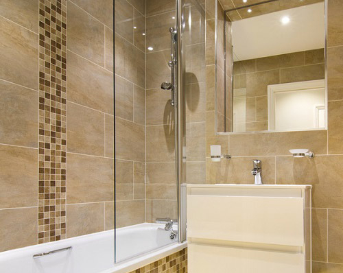 Quel carrelage choisir pour une salle de bains ?